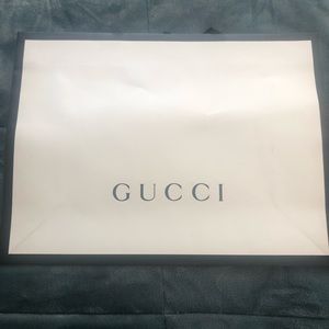 Large Gucci shopping bag